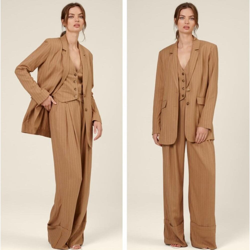 Nicholas Charlee Pinstripe Oversized Linen Blazer Career Caramel Tan size 2 NWT - Picture 13 of 13